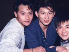 “谁用雷律就踢谁”！崩坏3角色翼展越来越宽，游戏穿模太严重